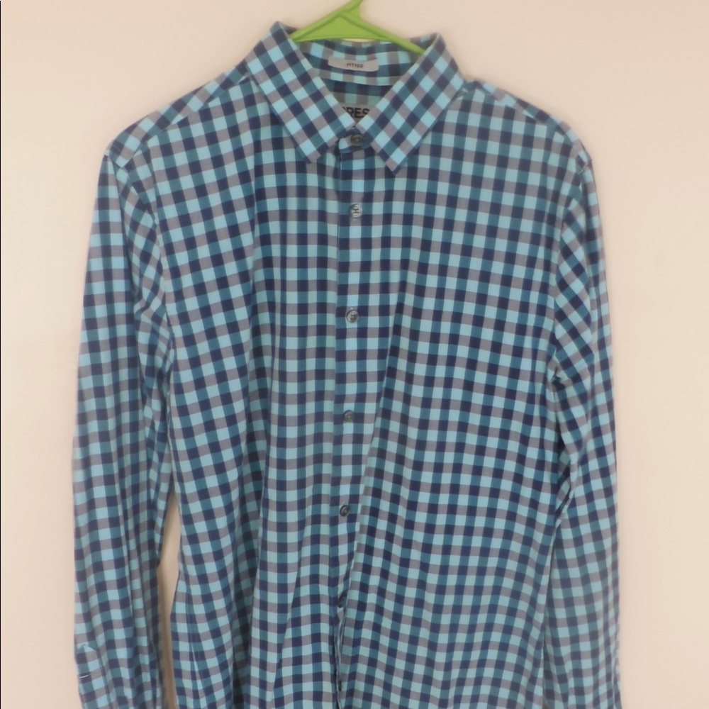 Men’s fitted Express blue button down